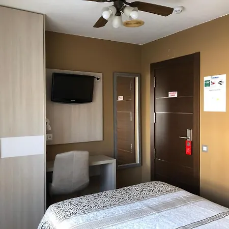 巴伊亚酒店 2* 希洪